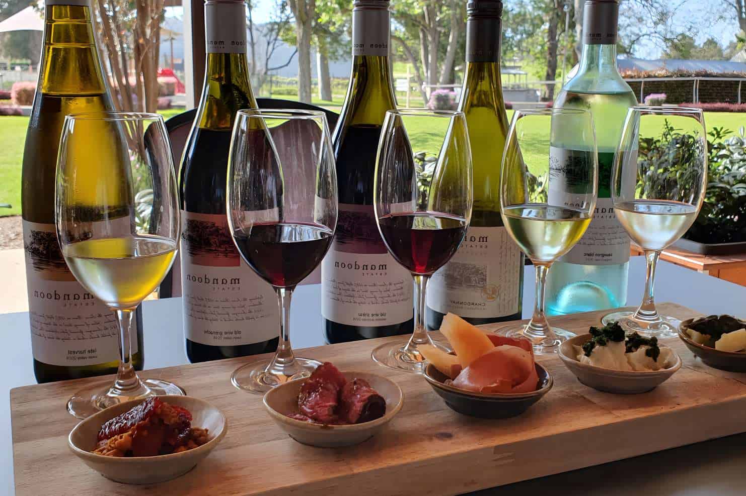 What are the benefits of attending a wine flight event