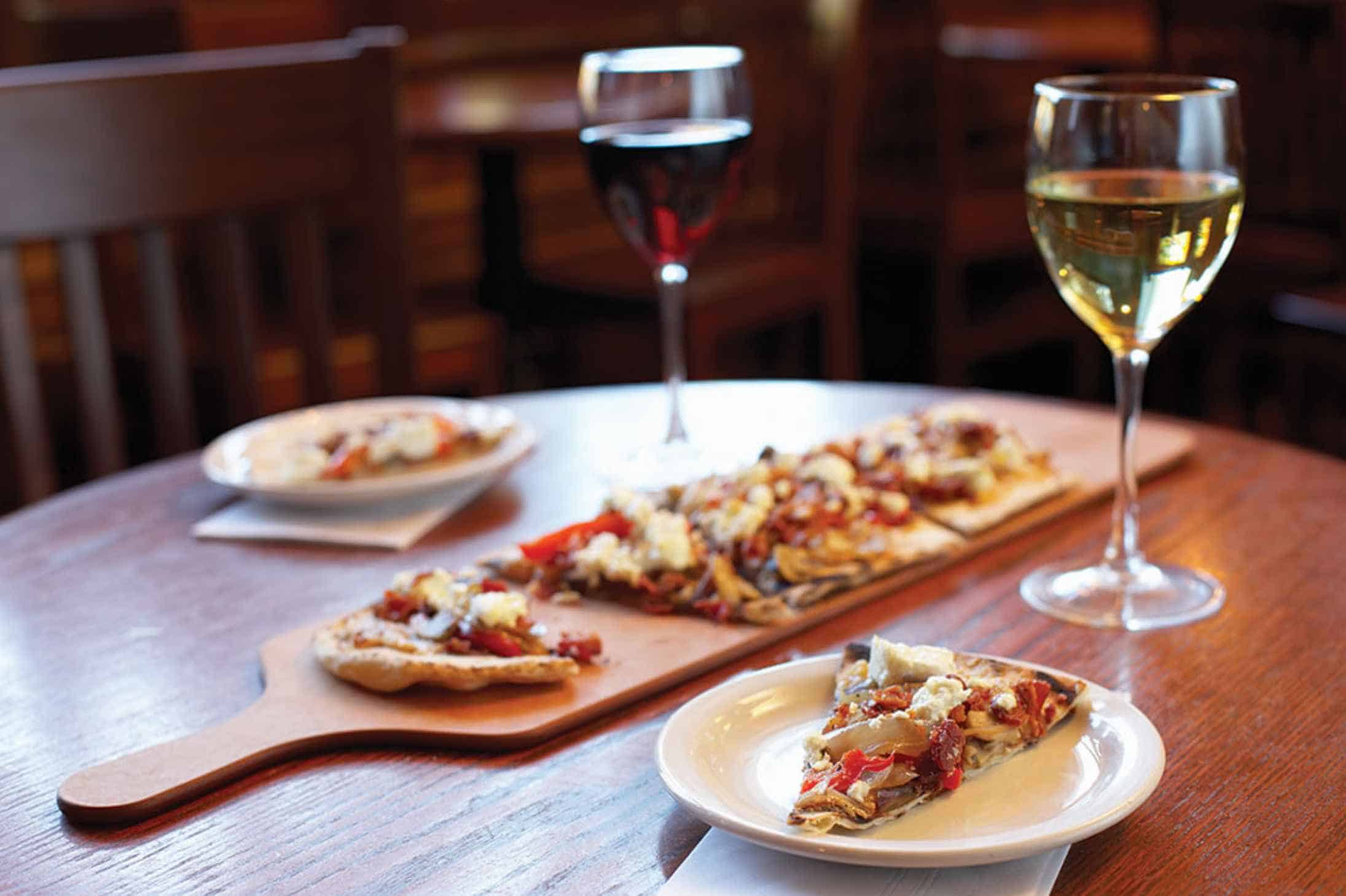 Most Common Wines That Goes Best with Pizza