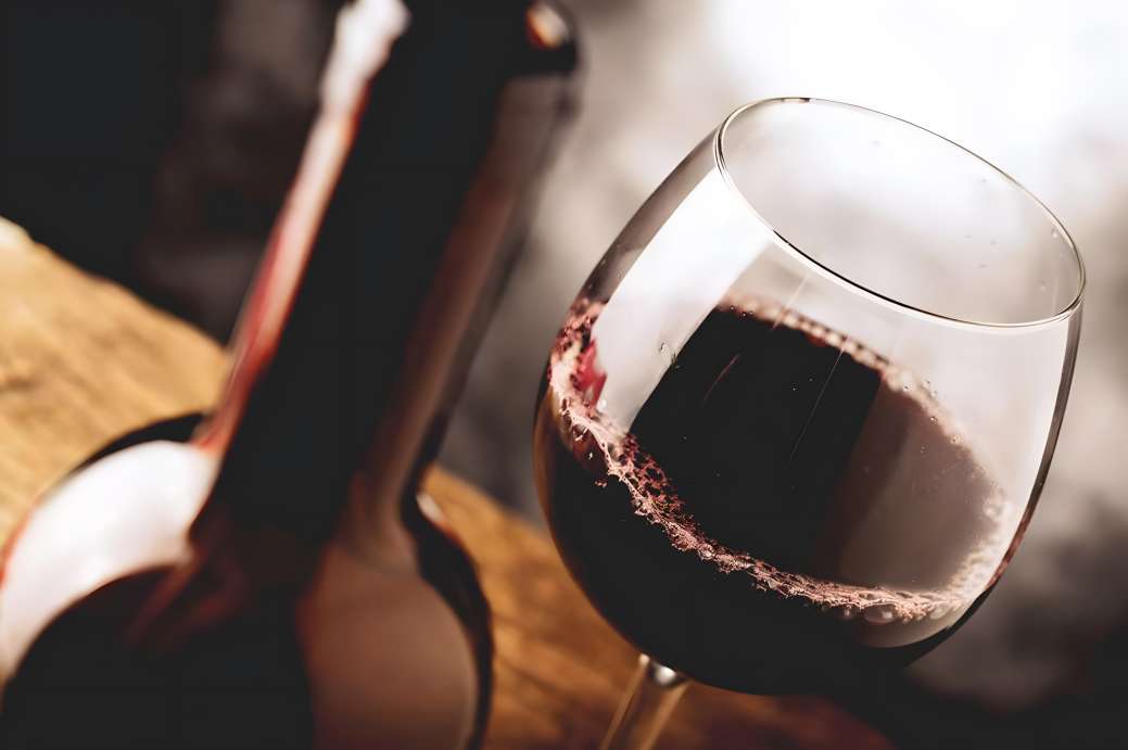 Red Wine Nutrition Fact Calories, Carbs, and Sugar