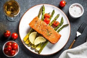 What Wine Goes With Salmon? (Best Red and White Wines)