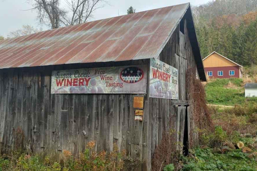 Wisconsin Best Winerie Sugar Creek Winery of Wisconsin