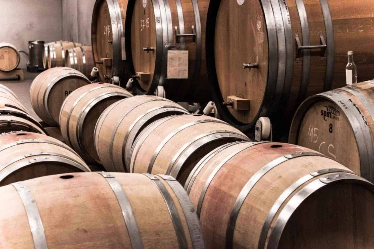 Process of Winemaking Full-Bodied Wines