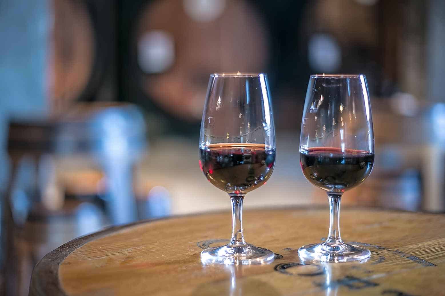 Tips on How to Serve and Drink Port Wine according to its type