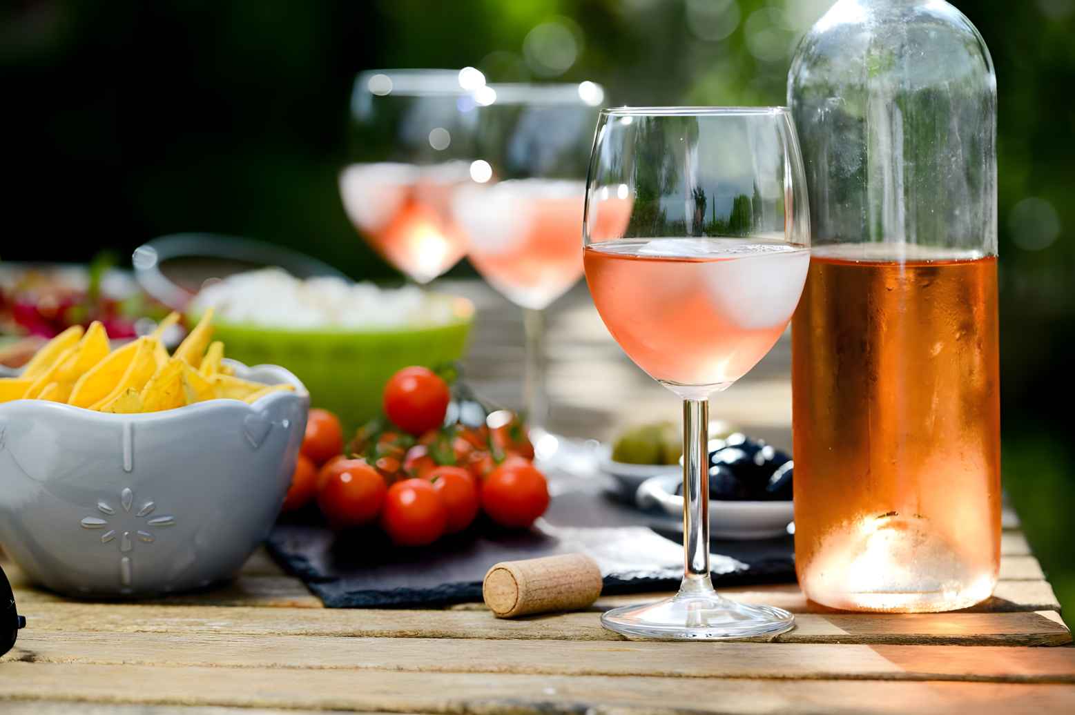 How to Drink White Zinfandel Wine