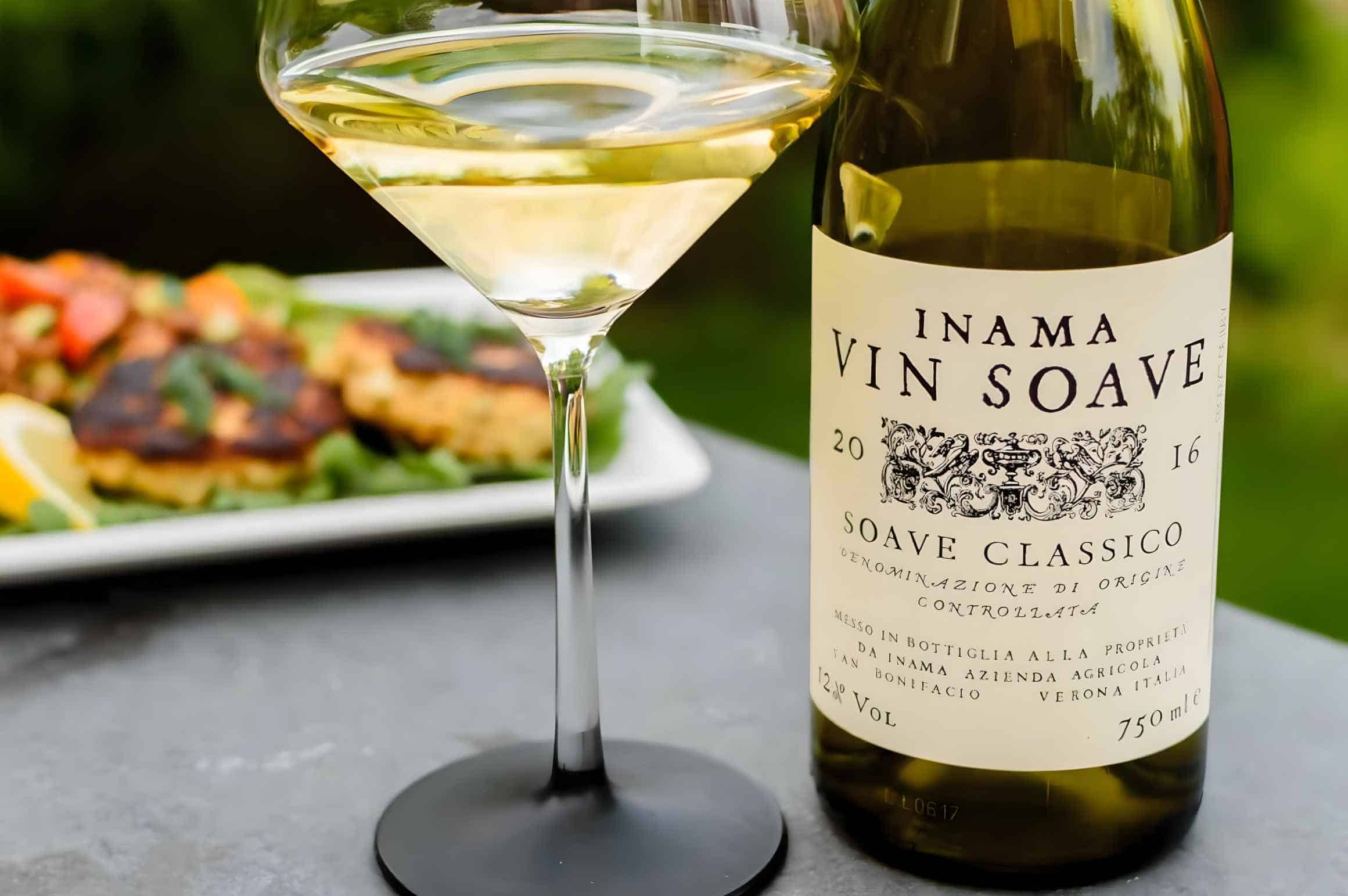 What Are the Types of Soave Wine
