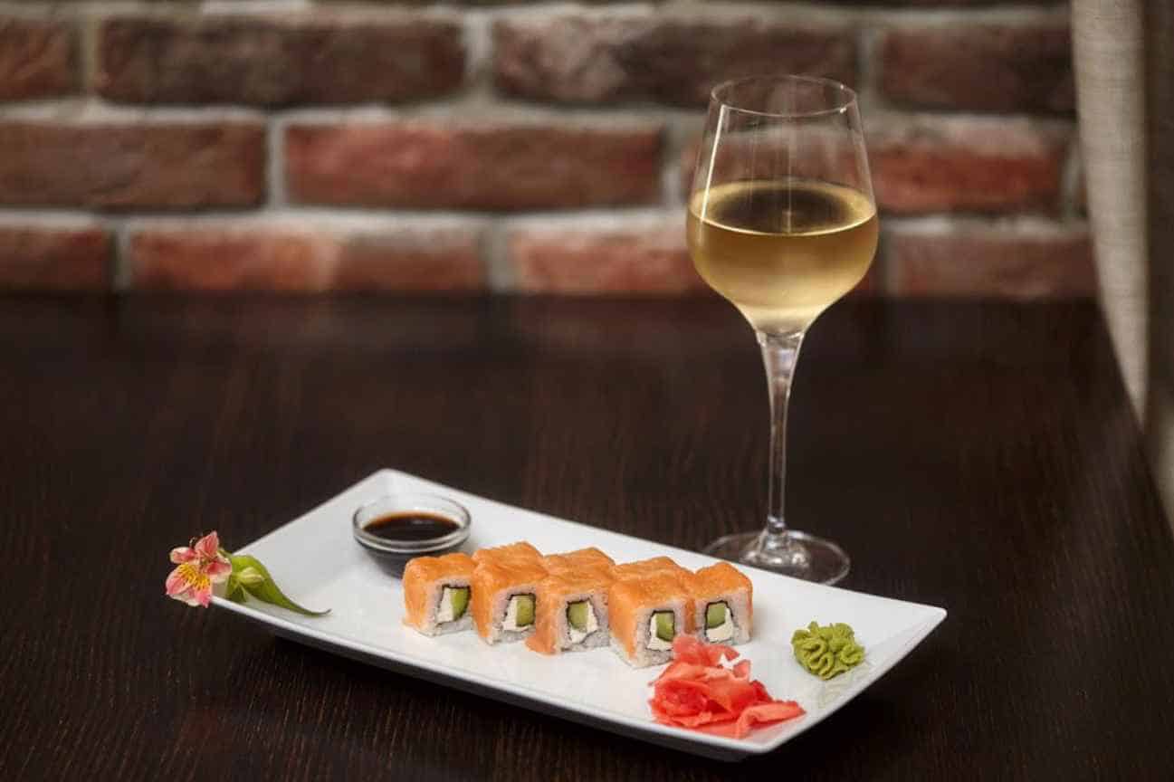 What Wine Pairings with Sushi