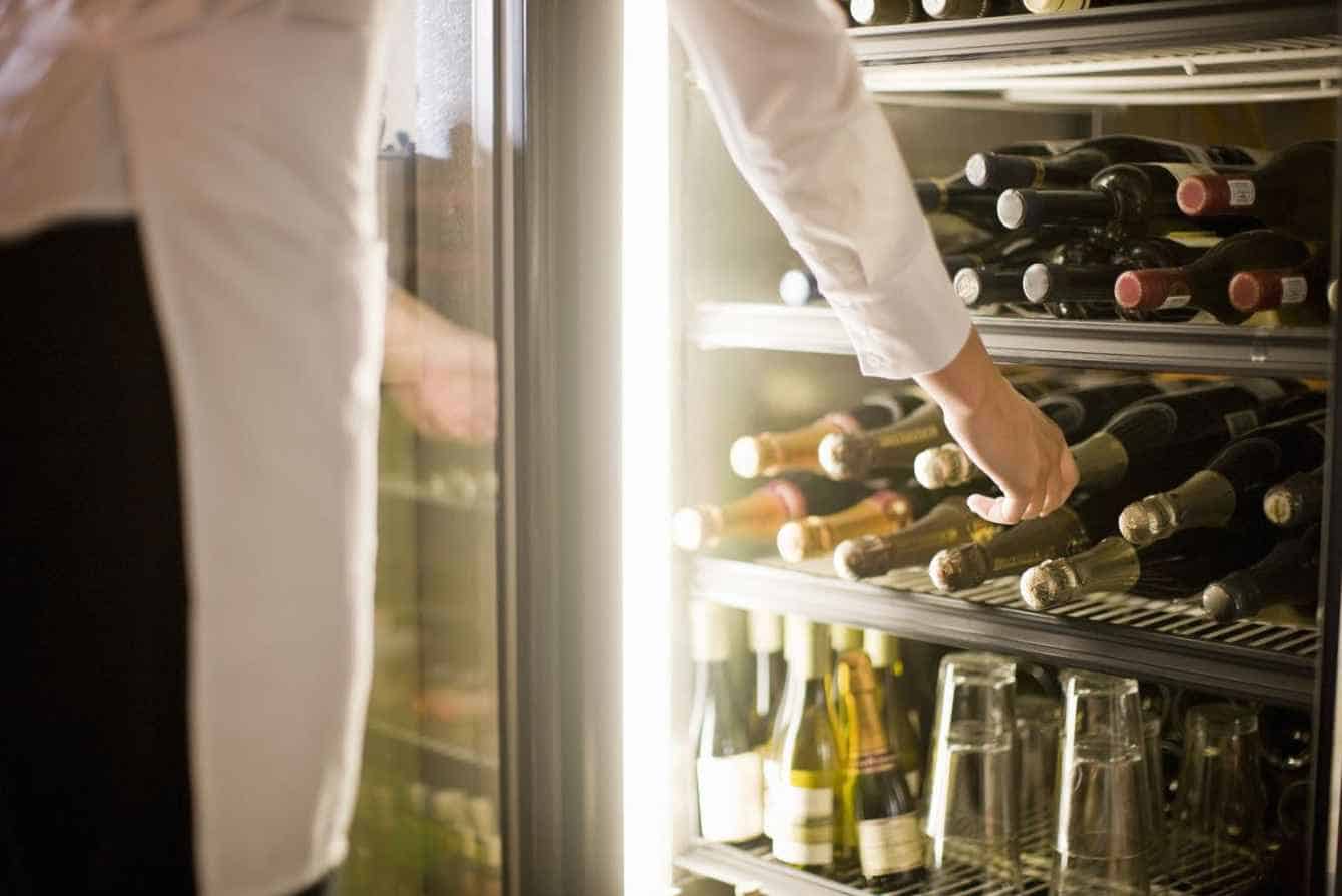 Chardonnay vs. Sauvignon Blanc Storage Requirements