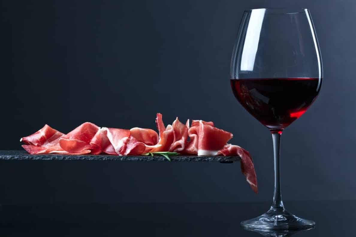 What Red Wine Goes with Prosciutto